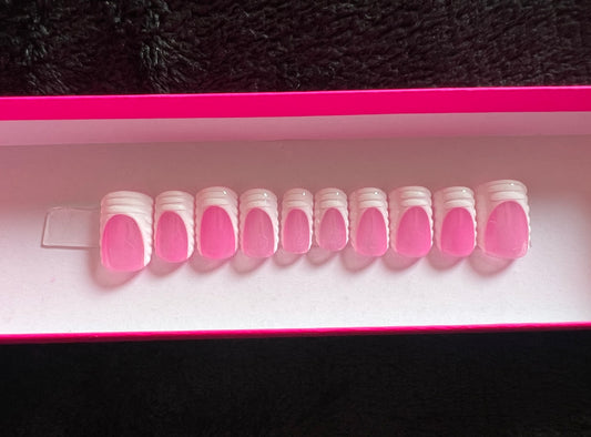 Press On Nailz